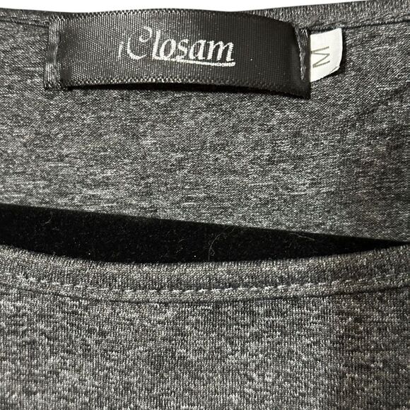 Gray Short Sleeve Workout T-Shirt with Round Neckline Sz Medium - Picture 2 of 5